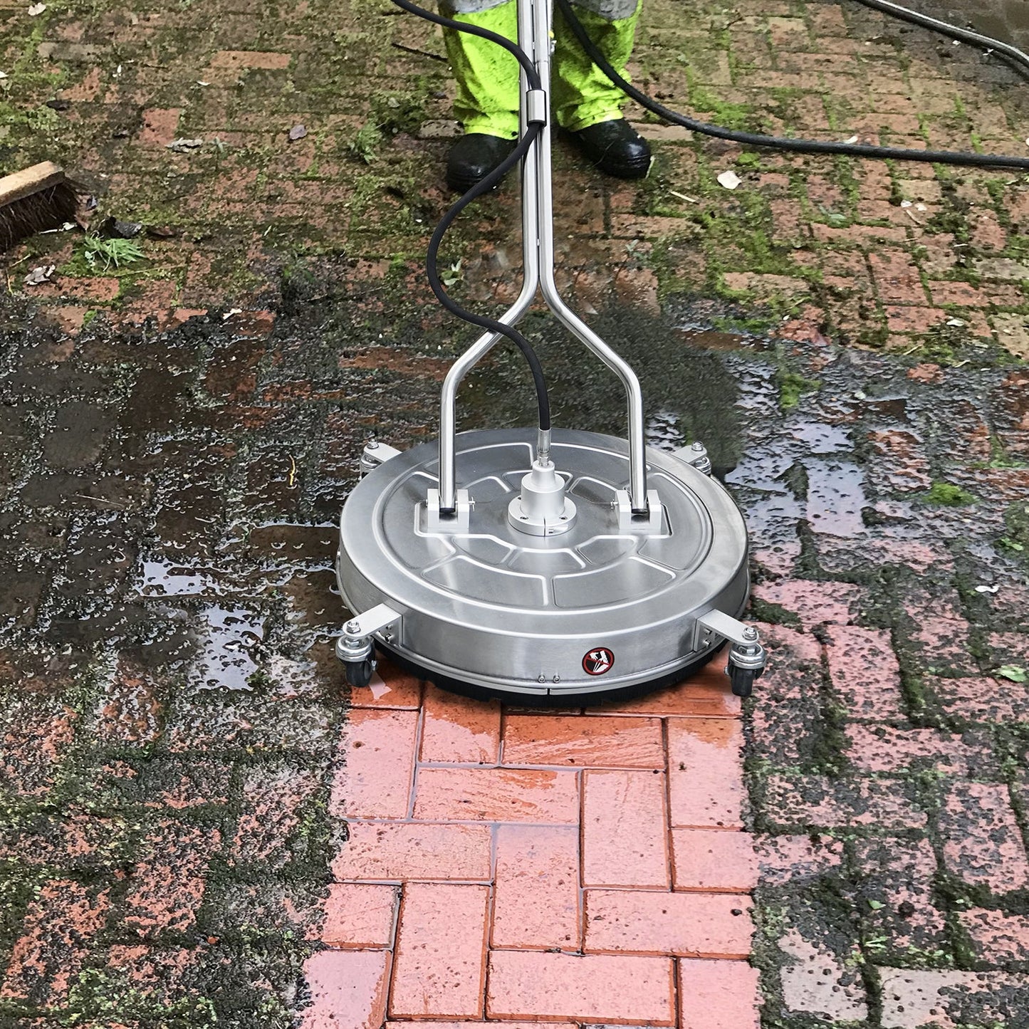 JANZ 30'' Pressure Washer Surface Cleaner with Dual Handle - JANZ Direct
